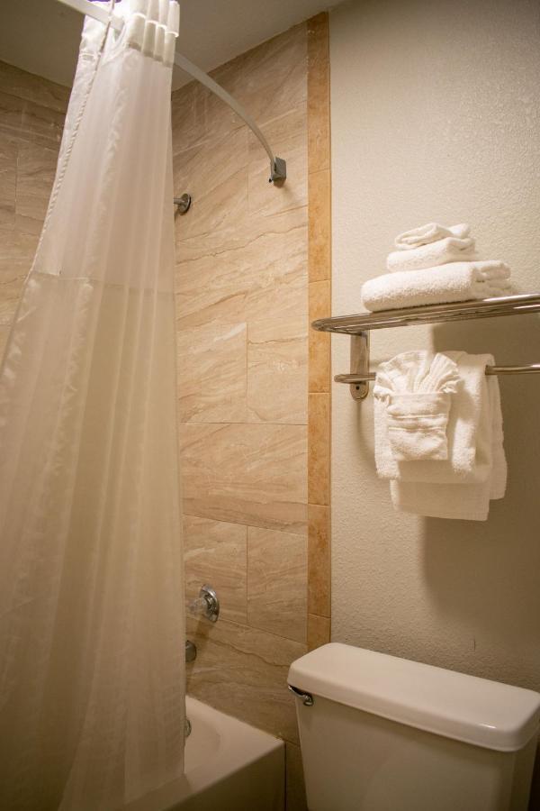 Days Inn By Wyndham Hillsboro Tx Екстер'єр фото
