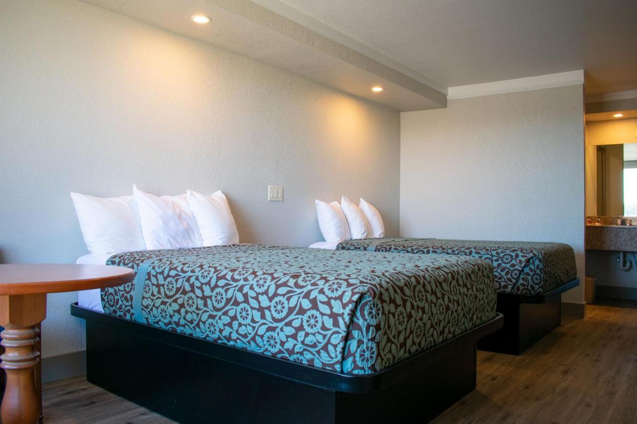 Days Inn By Wyndham Hillsboro Tx Екстер'єр фото