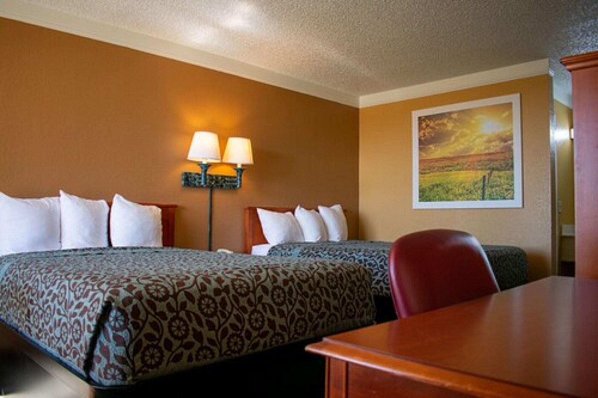 Days Inn By Wyndham Hillsboro Tx Екстер'єр фото