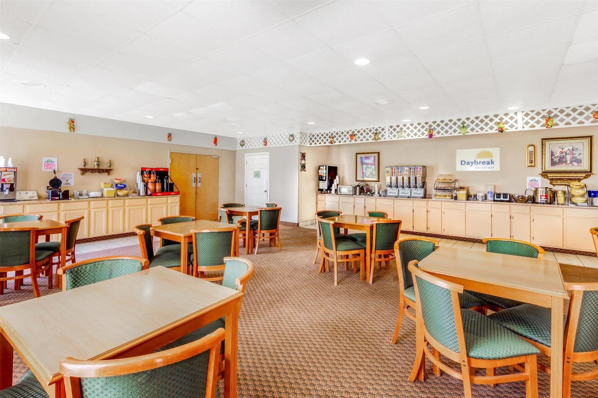 Days Inn By Wyndham Hillsboro Tx Екстер'єр фото